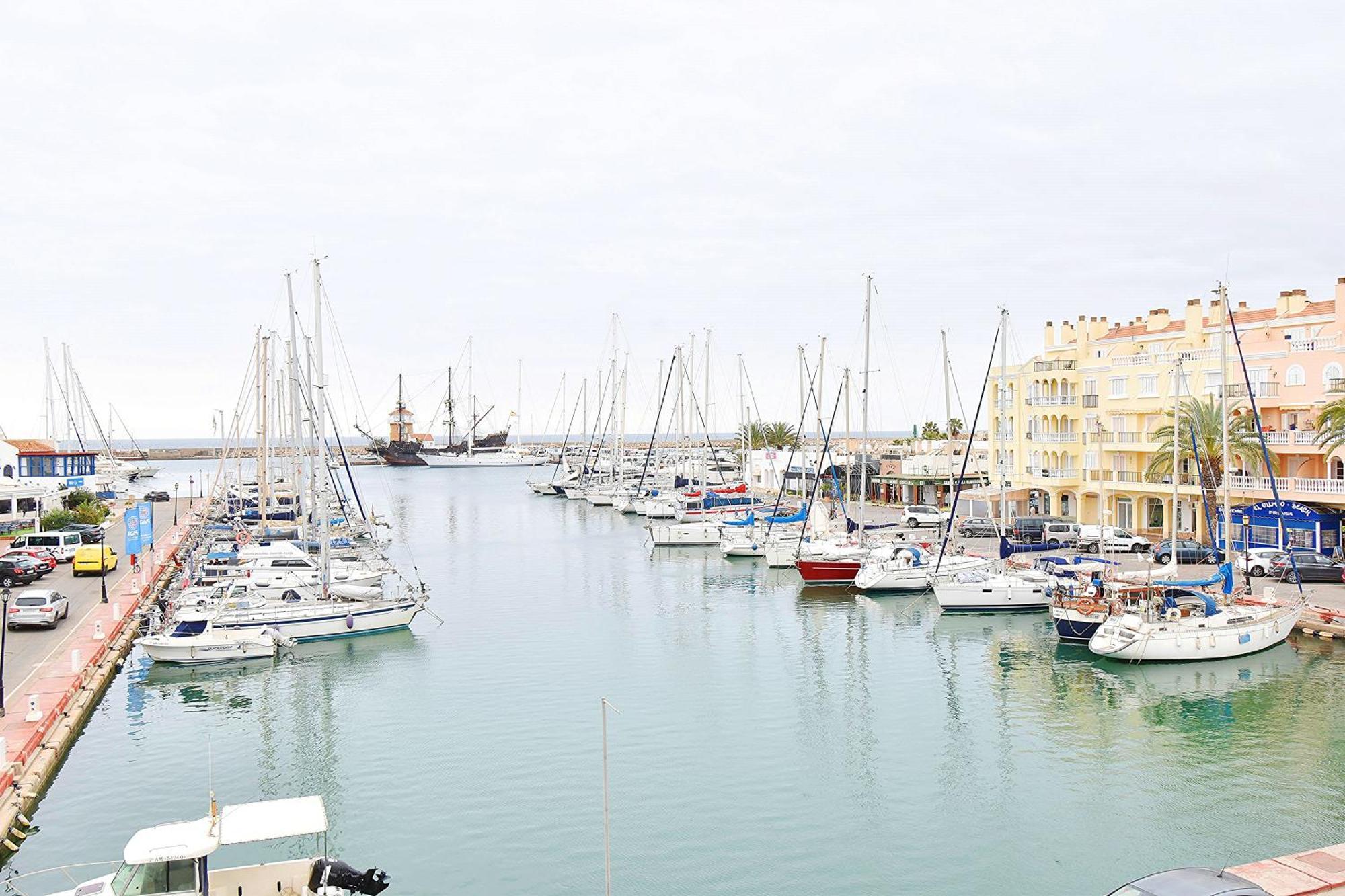 Expoholidays - Puerto Deportivo La Goleta Almerimar Buitenkant foto